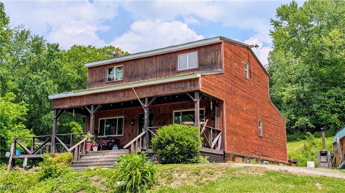 498 County Road 28 brings a fresh take on country living—laid-back, practical, and full of potential. This 3-bedroom, 2-bath home doesn’t try too hard; it just works. The kitchen has space to gather without feeling crowded, and the living areas are ready for whatever life brings—quiet mornings, busy evenings, or anything in between. A full basement gives you options, and the outdoor space is wide open for whatever you’re into—gardening, bonfires, or just breathing room. Tucked off the road but close enough to town, it’s a solid spot to settle in and make your own.