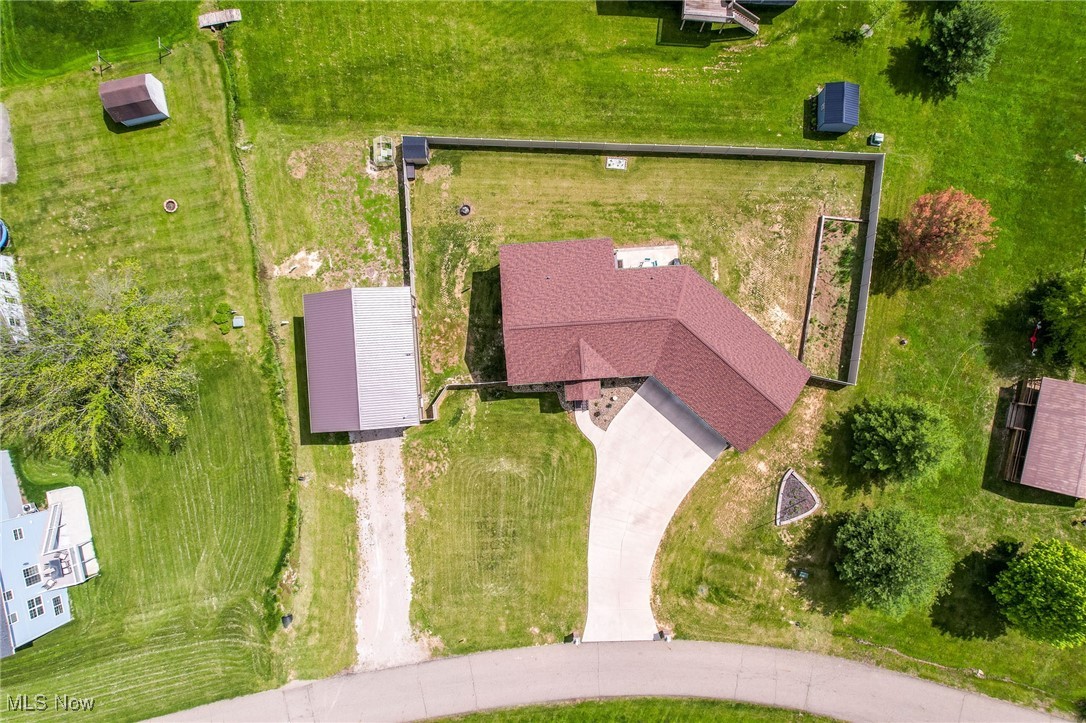 1885 Greenbriar Way, Nashport, Ohio image 19