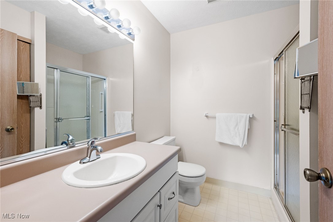 Villas At Mentor On The Lake Condo - Residential