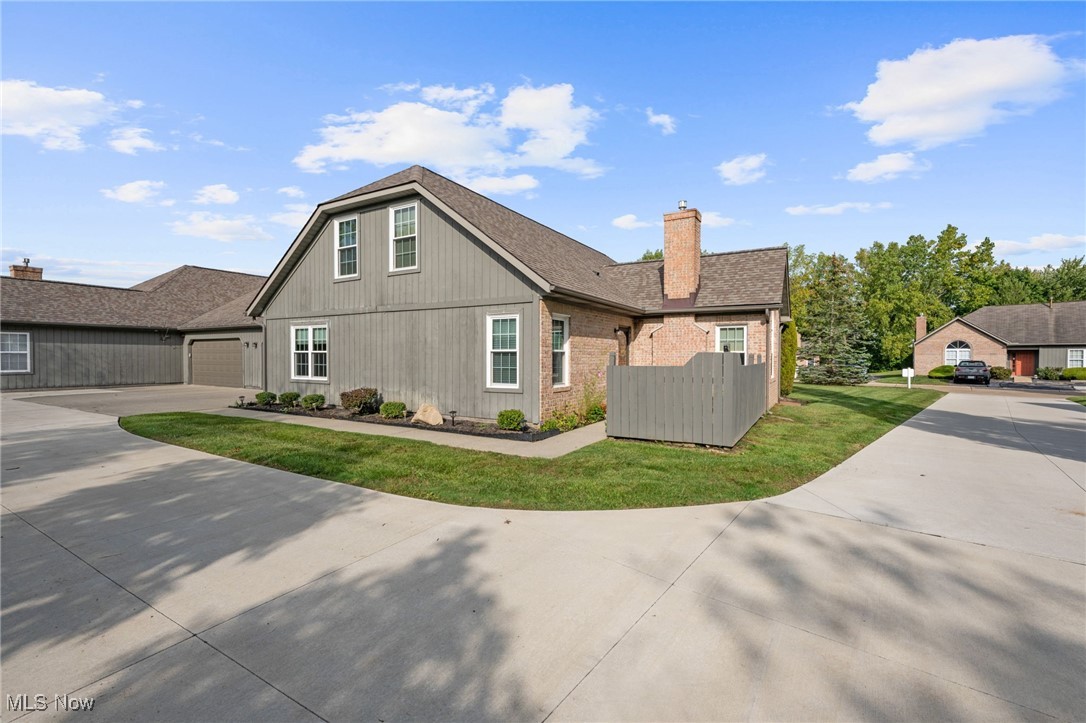 Villas At Mentor On The Lake Condo - Residential