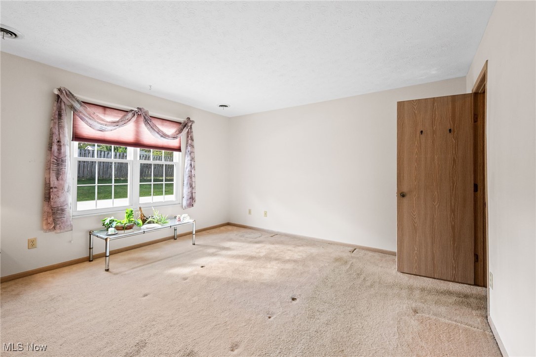 Villas At Mentor On The Lake Condo - Residential