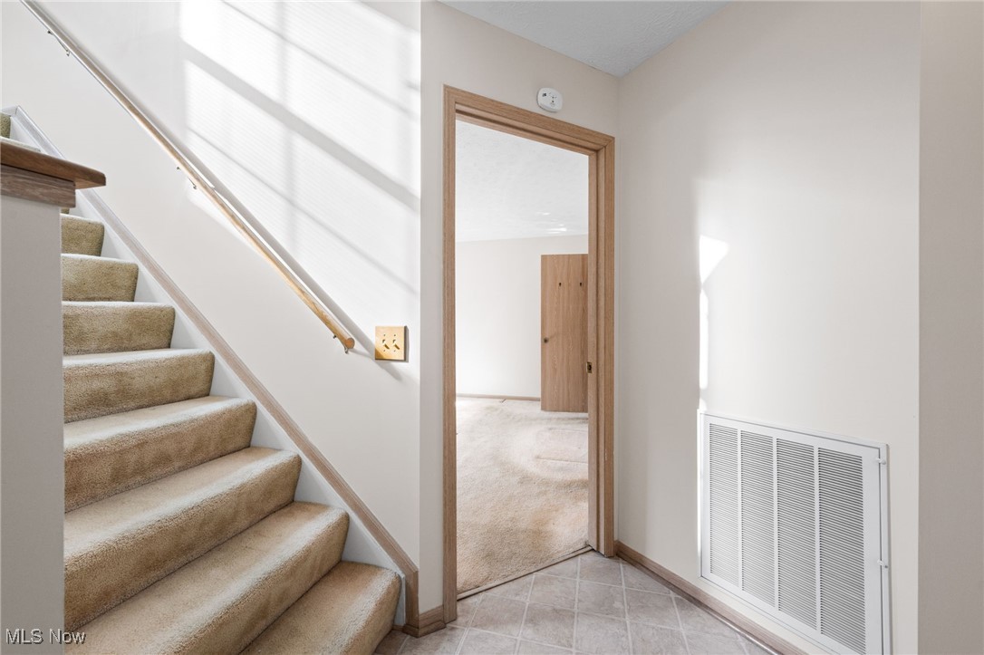 Villas At Mentor On The Lake Condo - Residential