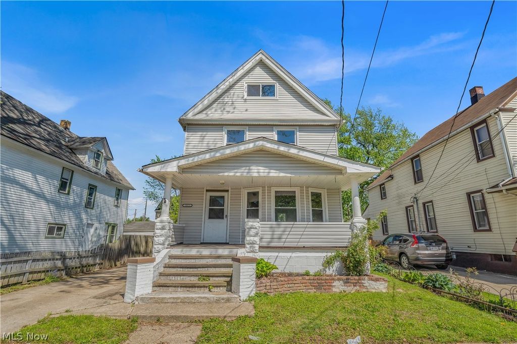 Photo of 3921 W 21st Street, Cleveland, OH 44109 (MLS # 5208717)