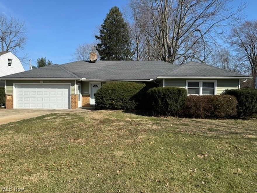 Spacious Ranch in Mentor.  3 Bdrm 1 1/2 Bath.  Freshly painted.  New flooring LR/DR & Carpet in all Bdrms. Attached 2 Car Garage.  Large Family Room off rear of house.