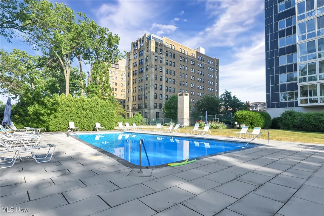 Marine Towers East Condo - Residential