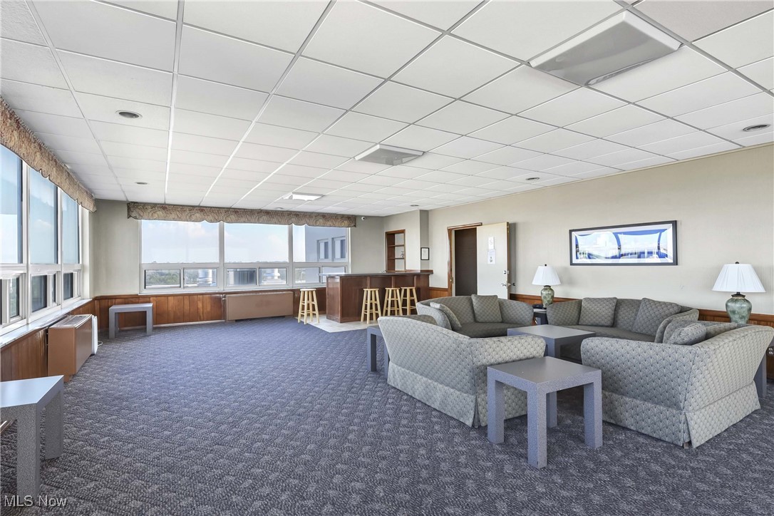 Marine Towers East Condo - Residential
