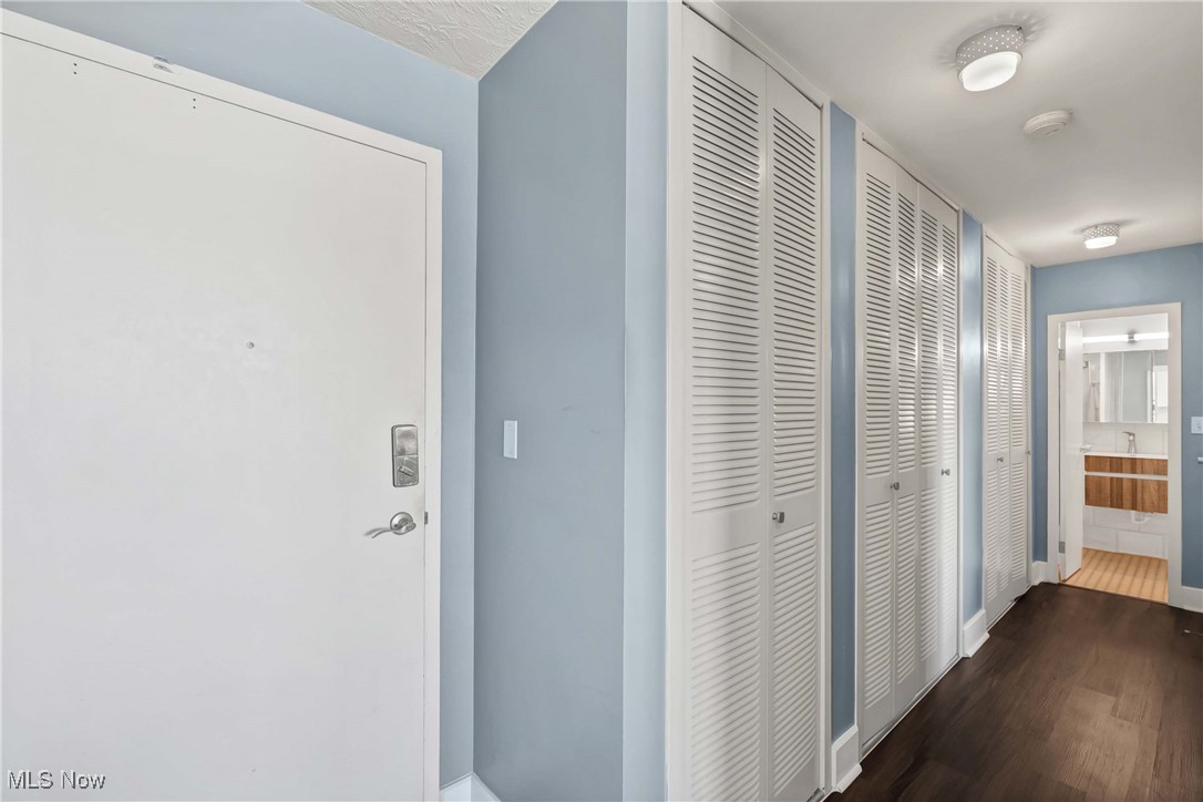 Marine Towers East Condo - Residential