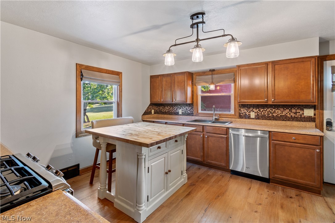 Village/Hartville - Residential