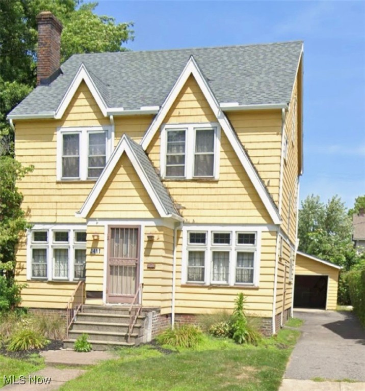 3411 Hartwood Road, Cleveland Heights, Ohio image 2