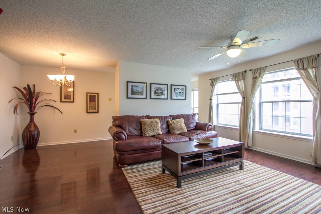 Fox Hollow at Woodhawk - Residential