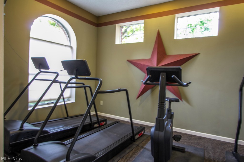 Fox Hollow at Woodhawk - Residential