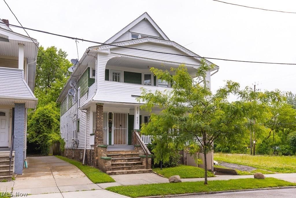Photo of 9215 Yale Avenue, Cleveland, OH 44108 (MLS # 5196463)
