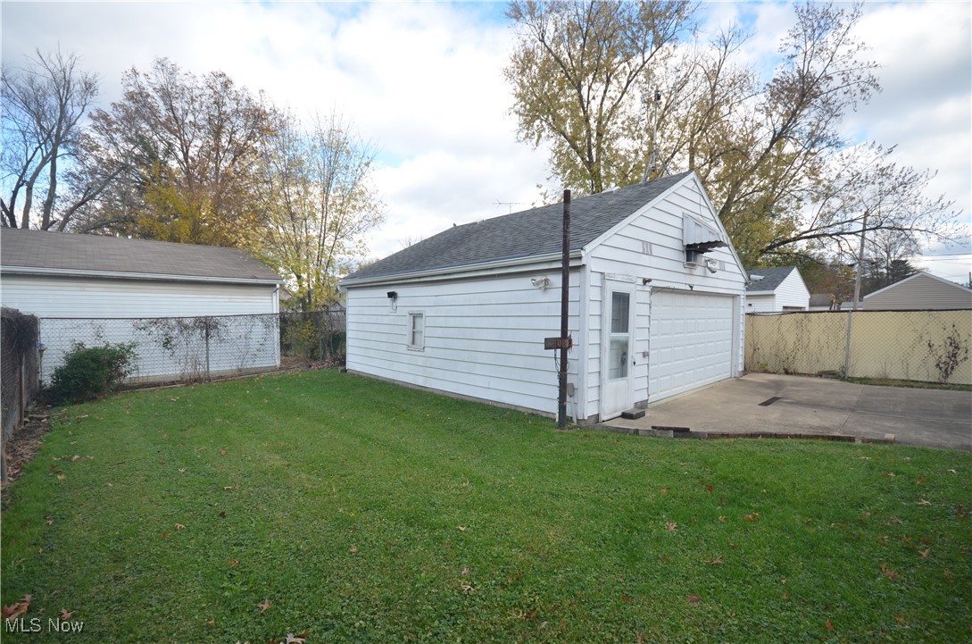 723 Roosevelt Avenue, Cuyahoga Falls, Ohio image 22