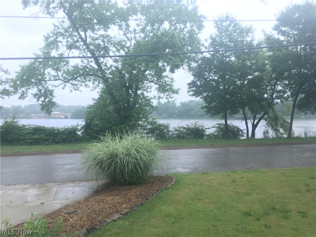 Helfers Summit Lake View - Residential Lease