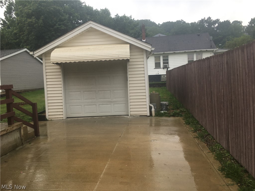 Helfers Summit Lake View - Residential Lease