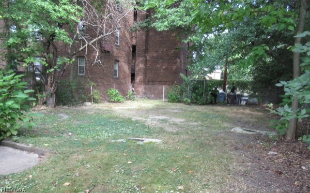 Laura H Stewarts - Residential