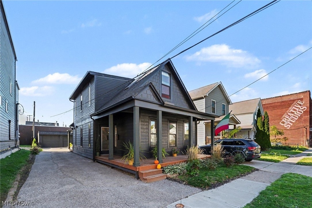 1344 W 78th Street