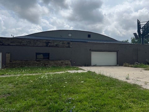 Photo of 3908 Navarre Road SW, Canton, OH 44706 (MLS # 5240465)