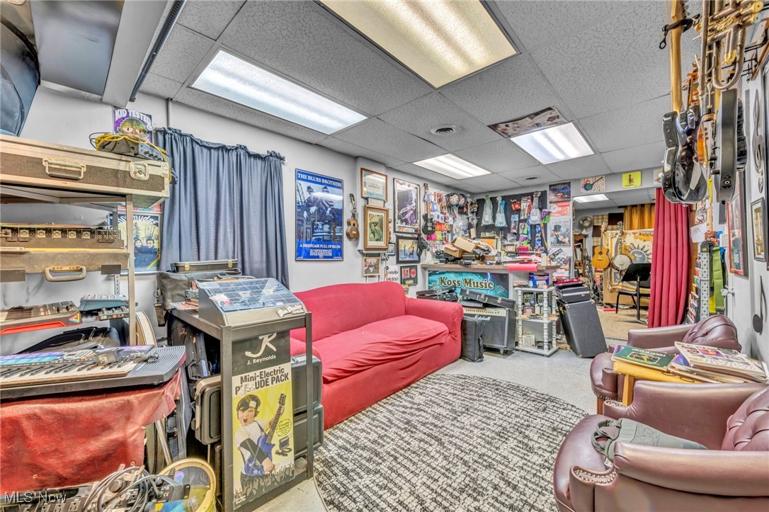 Black River 02 - Commercial Sale