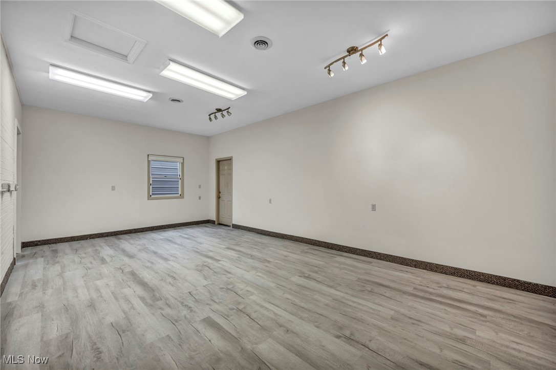 Black River 02 - Commercial Sale