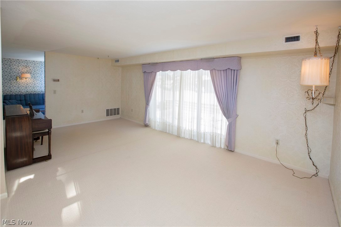 James Place Condo - Residential