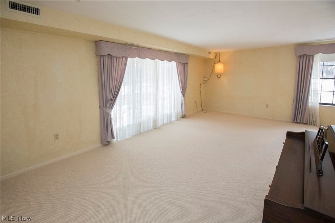 James Place Condo - Residential