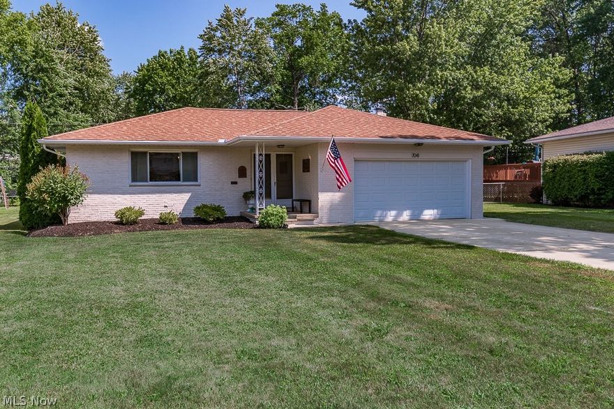 Move in ready ranch with  3 bedrooms and 1 1/2 baths. This updated home features a open layout kitchen with porcelain tile flooring and stainless steel appliances. Living room and dining room also have the beautiful porcelain tile. Large master bedroom has LVT flooring and double closet.  Bathrooms have been updated with new fixtures and offers a full tiled shower. Enjoy LVT flooring in your family room with a wood burning fireplace and sliding doors that open to your patio. Patio features privacy fence and entire yard is fully fenced. Bonus recreational room with LVT flooring and recessed lighting. 
New Hot Water Tank 2021