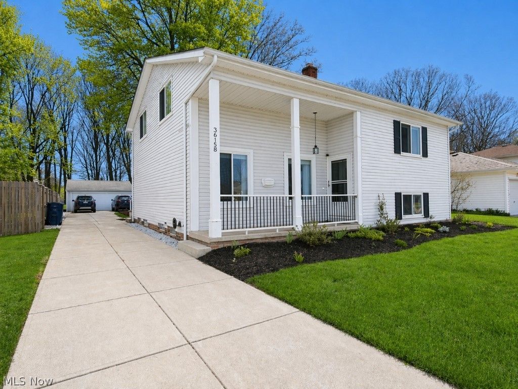 Photo of 36158 Hillcrest Drive, Eastlake, OH 44095 (MLS # 5201027)