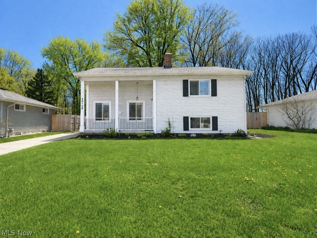 Photo of 36158 Hillcrest Drive, Eastlake, OH 44095 (MLS # 5201027)