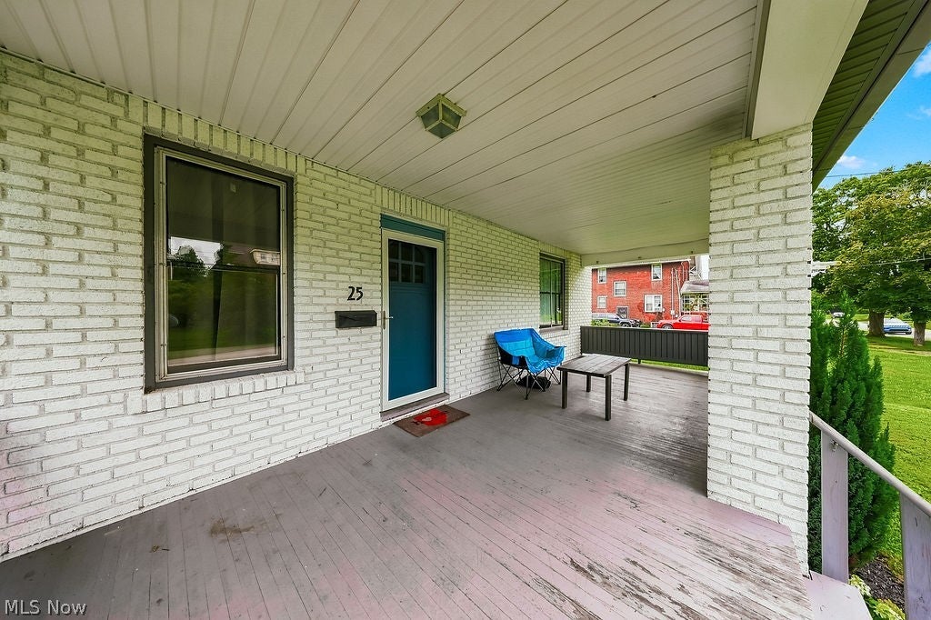 25 Russell Avenue