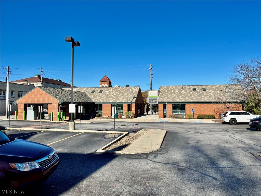 15111-15121 Detroit Avenue
