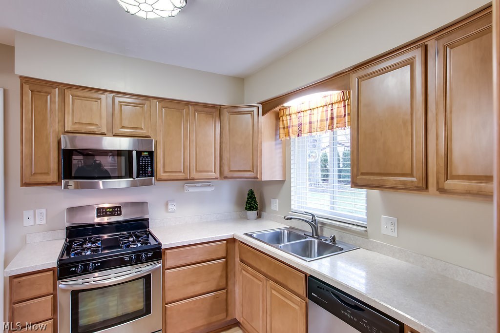 Mentor Beach Park - Residential