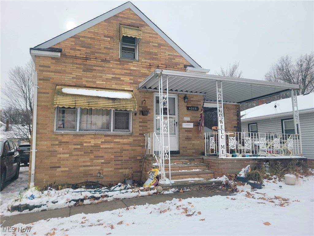 Photo of 4388 Adrian Rd, South Euclid, OH 44214 (MLS # 5175034)