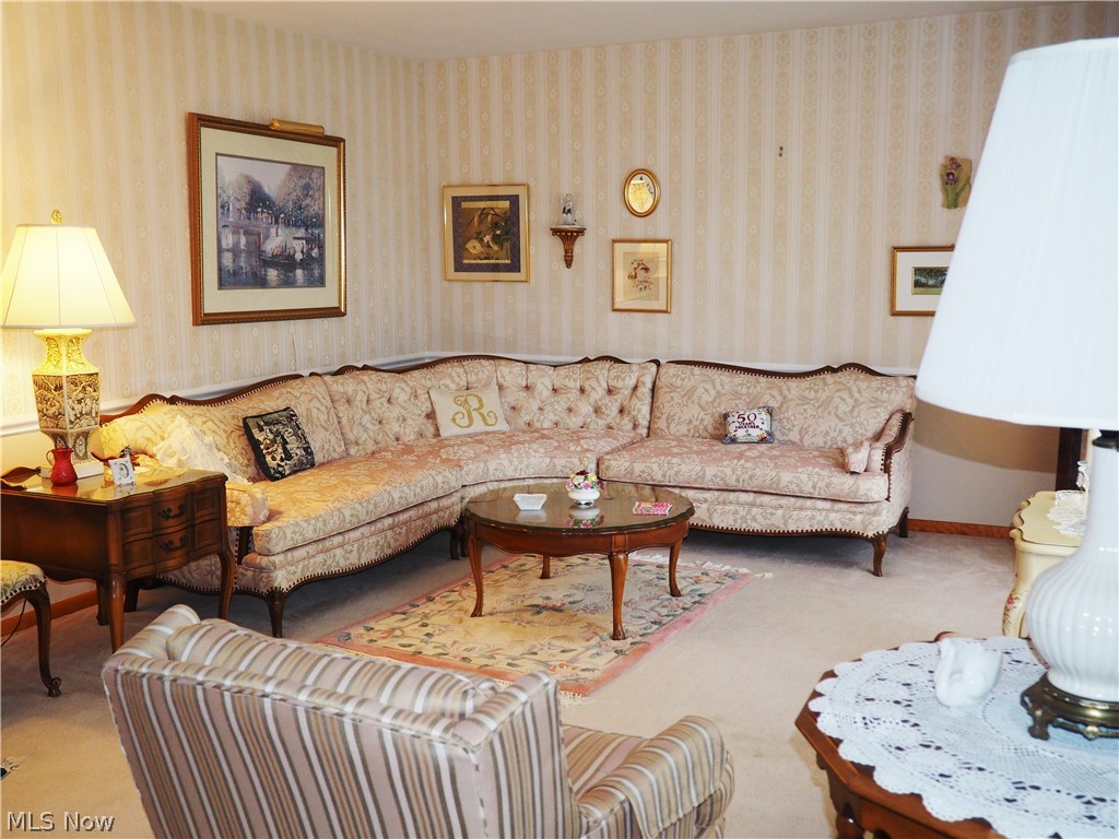 Cuyahoga Manor - Residential