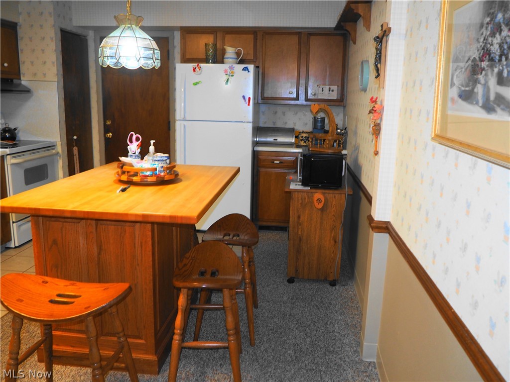 Cuyahoga Manor - Residential