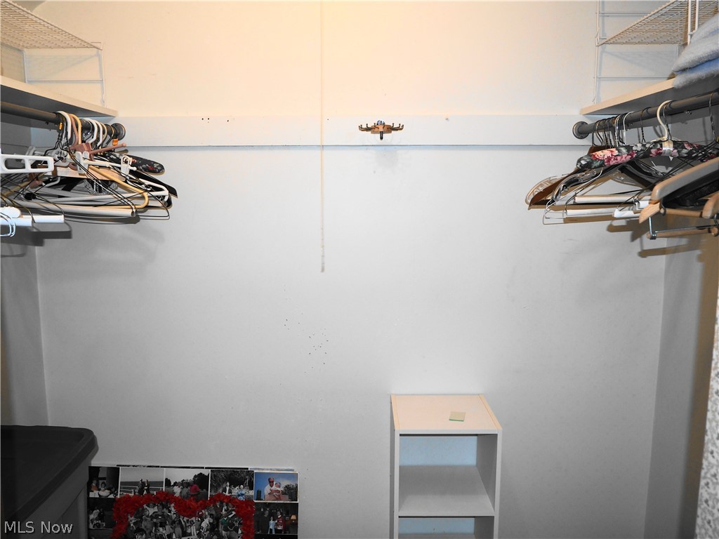 Cuyahoga Manor - Residential