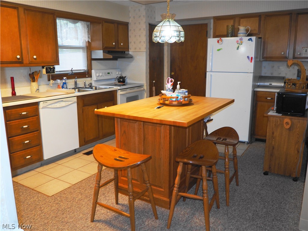 Cuyahoga Manor - Residential