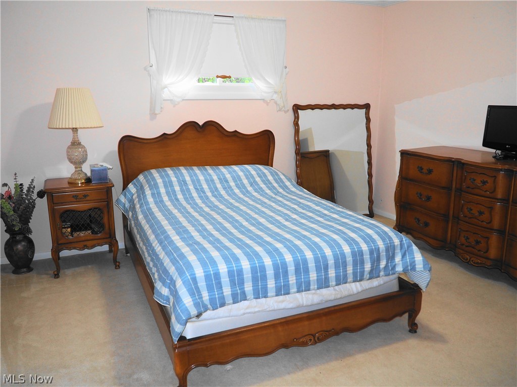 Cuyahoga Manor - Residential