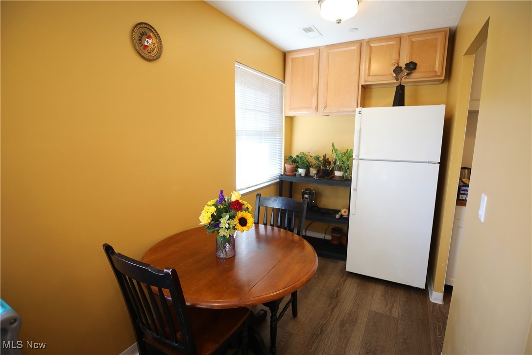 2885 Pease Drive #219, Rocky River, Ohio image 9