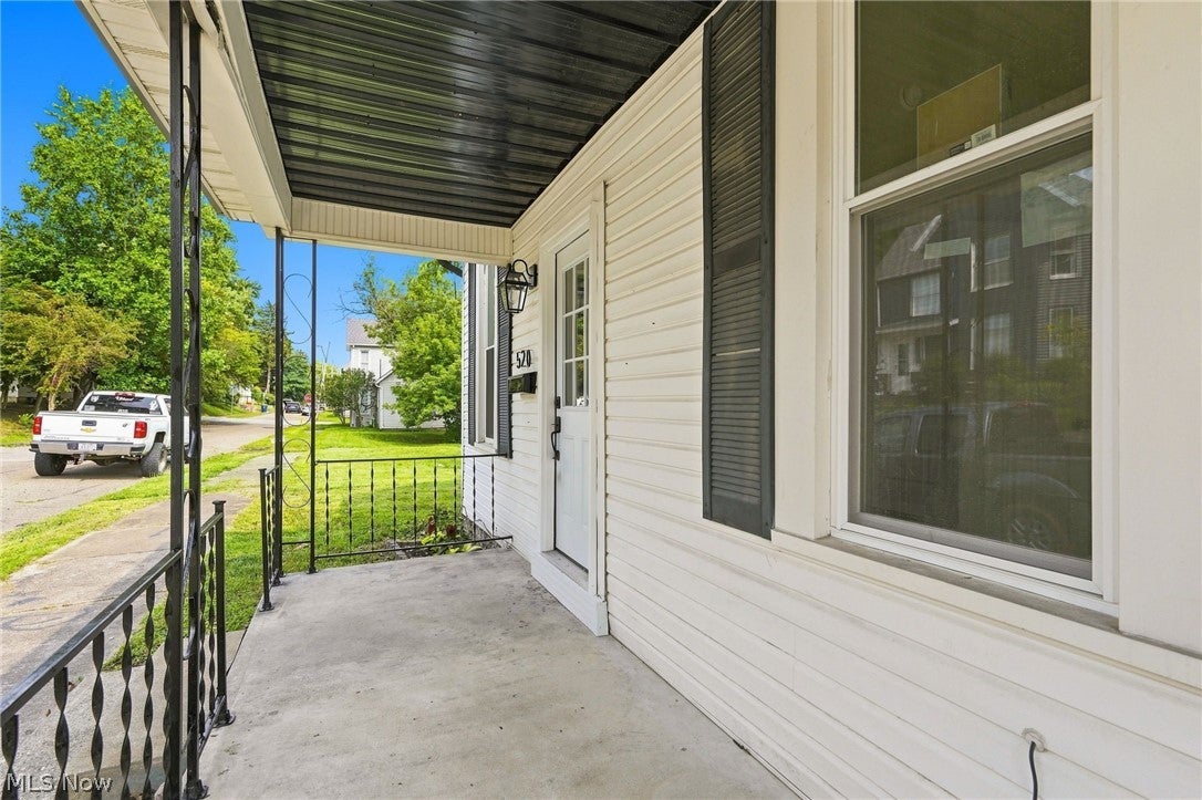 520 Foster Avenue