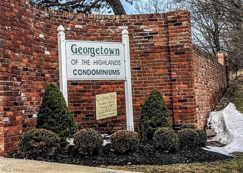 Tiny photo for 25 Trenton Square, Euclid, OH 44143 (MLS # 5202905)