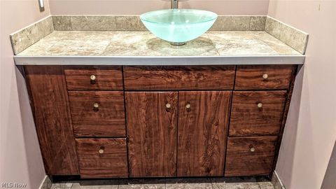 Tiny photo for 25 Trenton Square, Euclid, OH 44143 (MLS # 5202905)