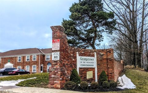 Tiny photo for 25 Trenton Square, Euclid, OH 44143 (MLS # 5202905)