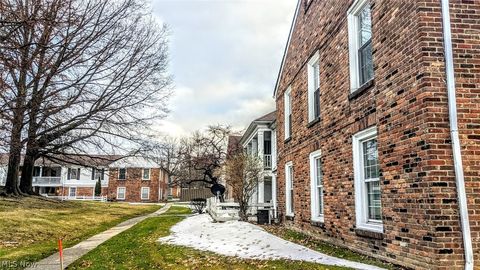 Tiny photo for 25 Trenton Square, Euclid, OH 44143 (MLS # 5202905)