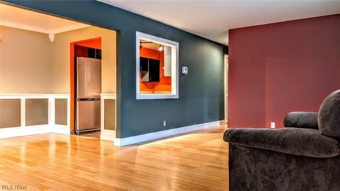 Tiny photo for 25 Trenton Square, Euclid, OH 44143 (MLS # 5202905)