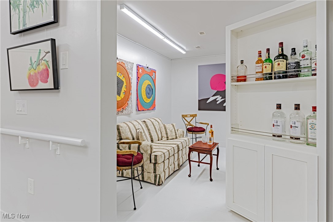 Village/Bratenahl - Residential