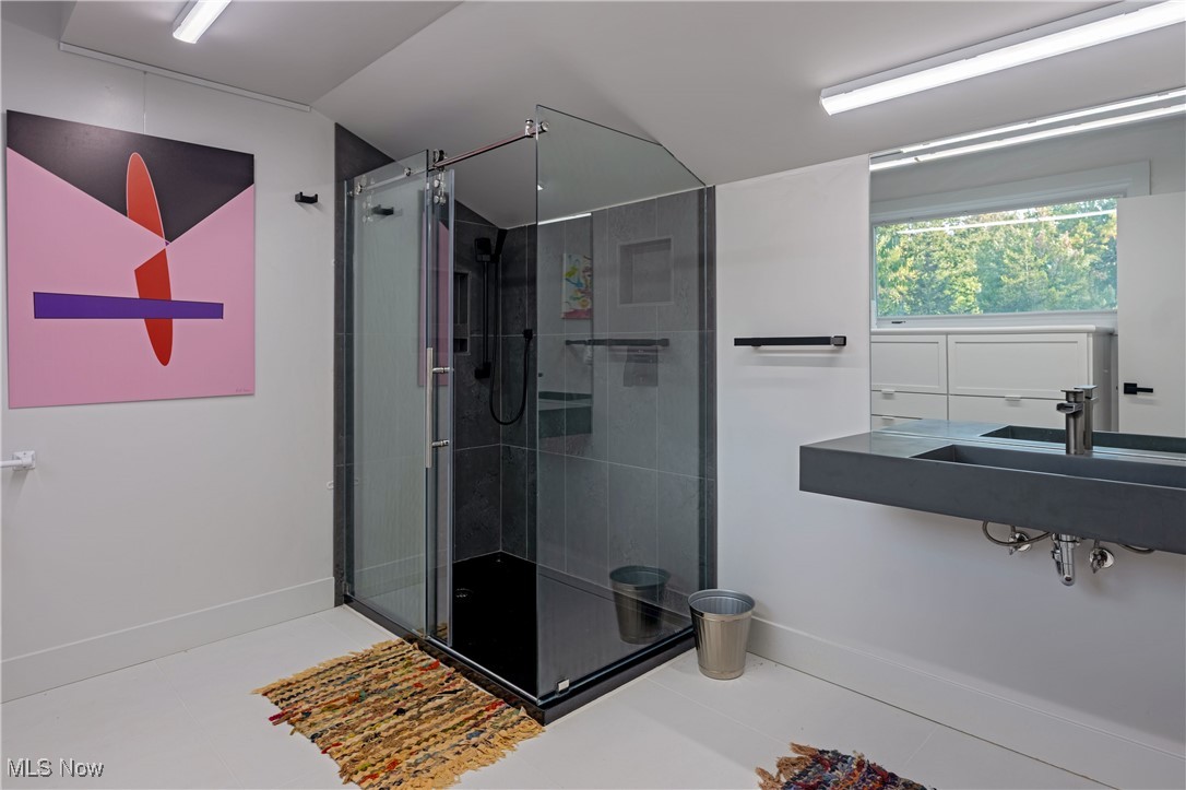 Village/Bratenahl - Residential