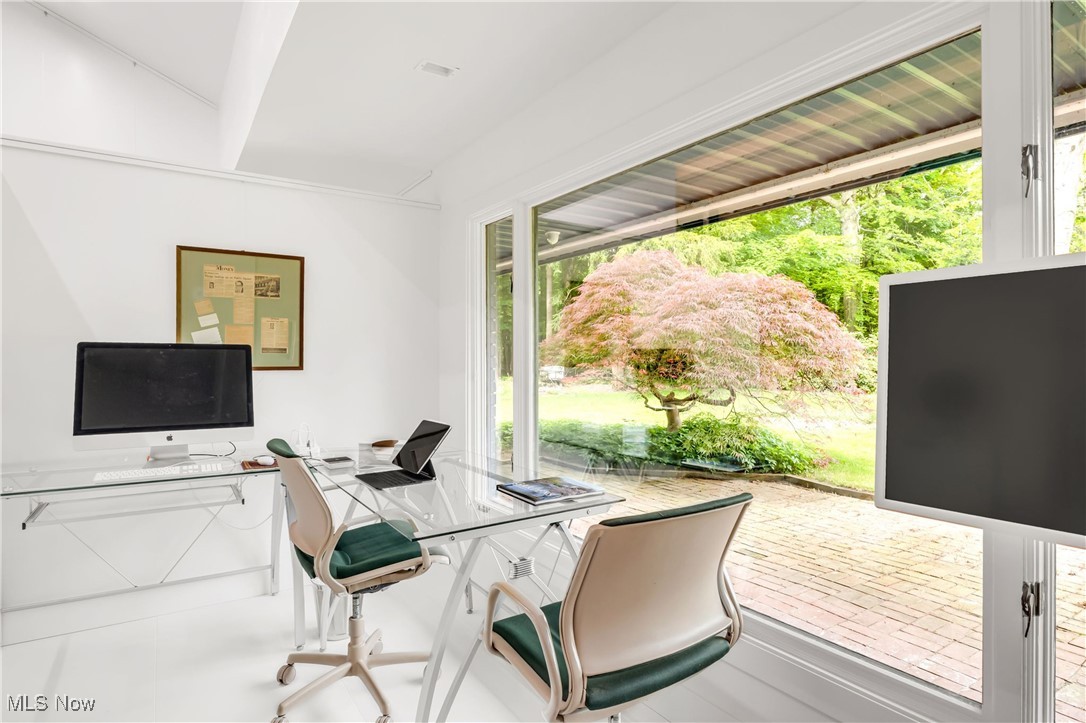 Village/Bratenahl - Residential