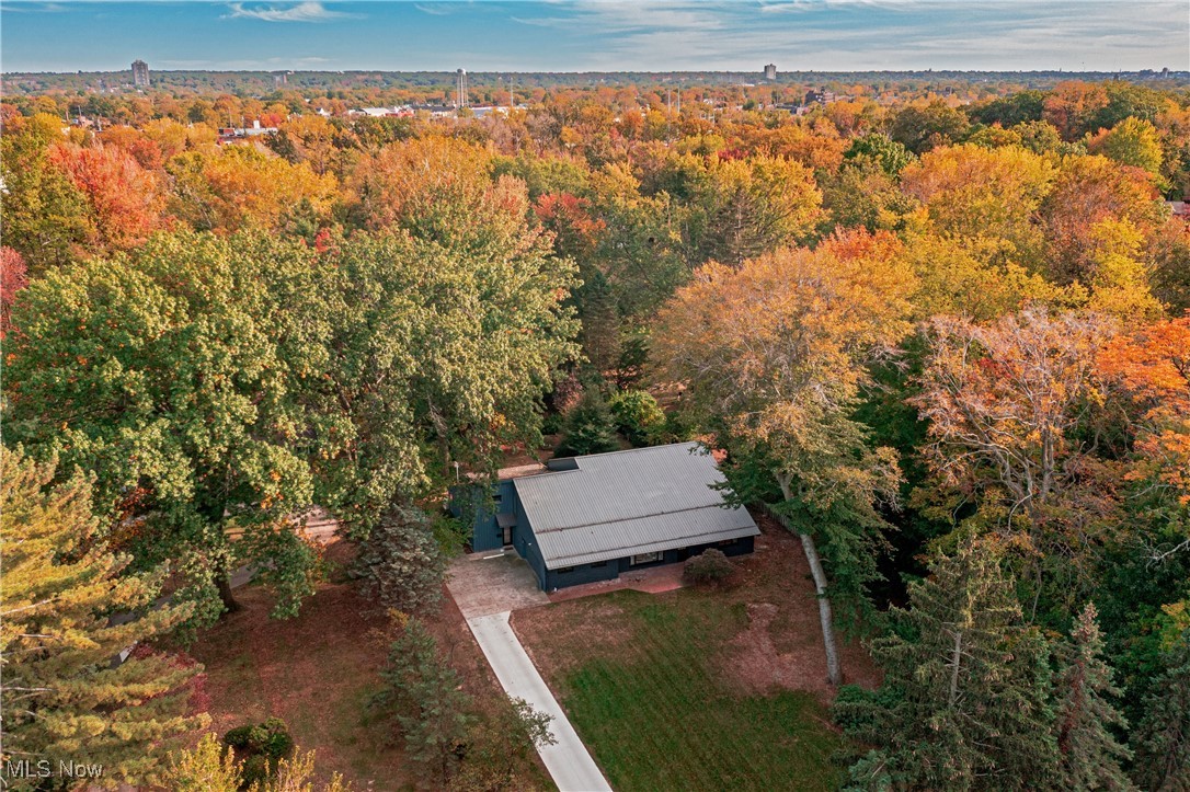 Village/Bratenahl - Residential