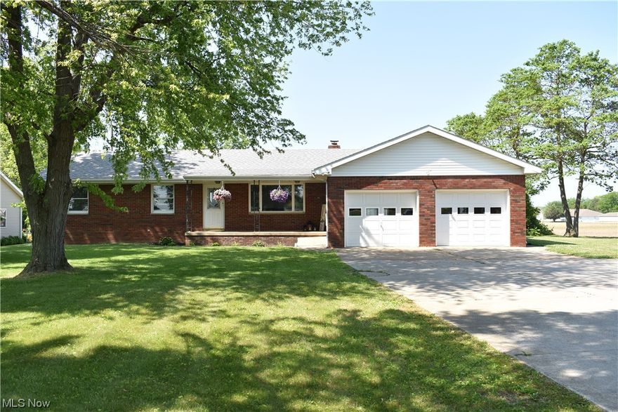 One story BRICK home in Perkins Township situated on nearly ONE ACRE! Completely updated kitchen with stainless appliances and quartz countertops, new commercial LVP flooring throughout, freshly painted interior, all new ceiling fans, new wood blinds, newer water heater and fenced in backyard by Fremont Fence. Main floor laundry, fireplace, full basement and attached two car garage. Country feel yet close to shopping, dining and entertainment. Measurements, dates and square footage approximate.